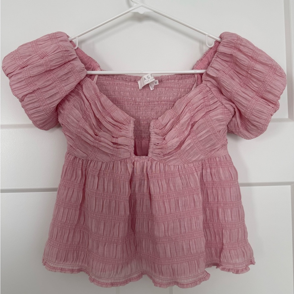 ASTR The Label Nalda Crinkle Puff Sleeve Top, Pink, Small